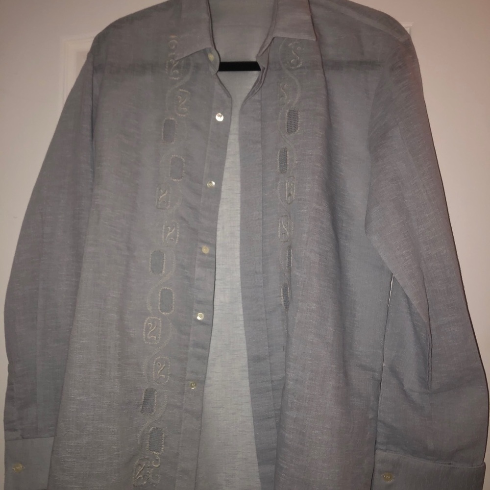 Embroidered Button Down - Picture 4 of 6
